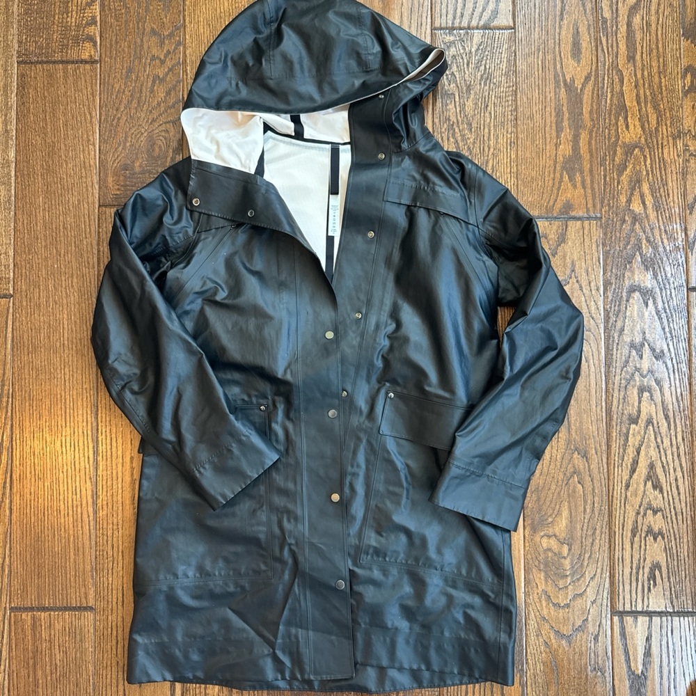 Lululemon Rain Hooded Black Long  Jacket- size 4